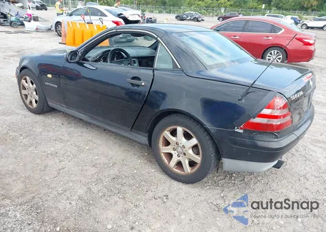 1999 Mercedes-Benz Slk 230 Kompressor z USA, uszkodzony, nr VIN WDBKK47F0XF086064